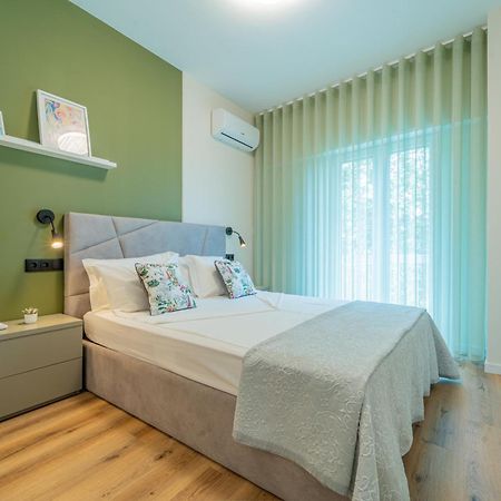 Casa Flores - 2 Bedroom, Lift, Ac, Car Parking - Extra Πόρτο Εξωτερικό φωτογραφία