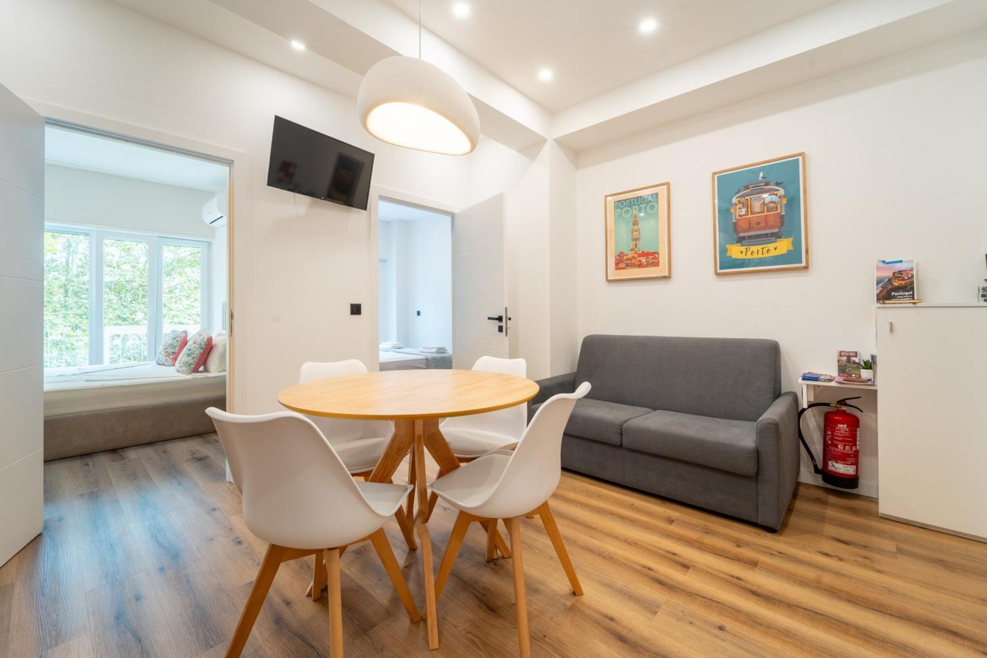 Casa Flores - 2 Bedroom, Lift, Ac, Car Parking - Extra Πόρτο Εξωτερικό φωτογραφία