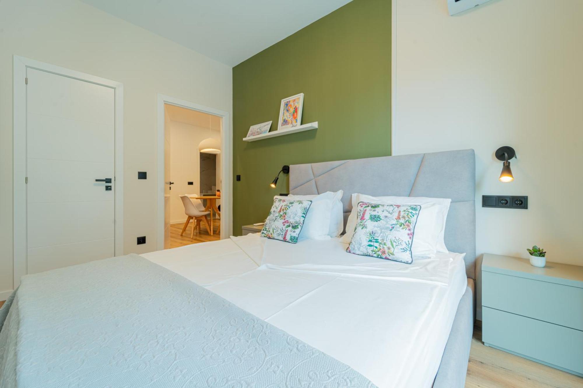 Casa Flores - 2 Bedroom, Lift, Ac, Car Parking - Extra Πόρτο Εξωτερικό φωτογραφία
